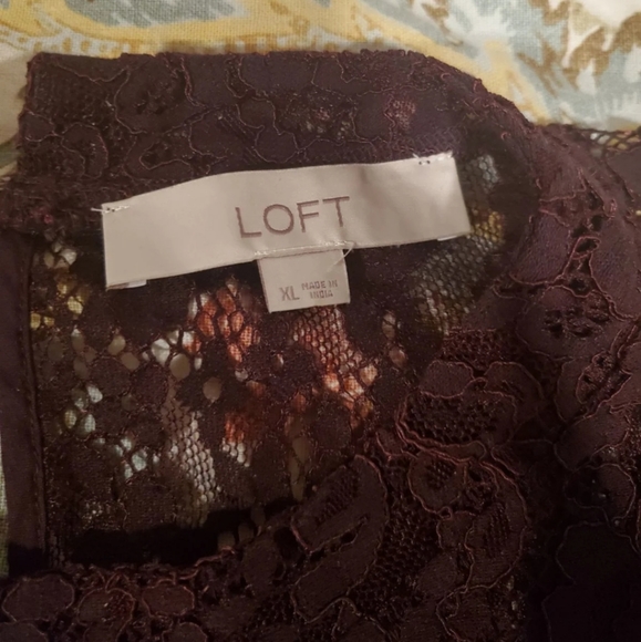 LOFT Lace top!!!! - Picture 2 of 6